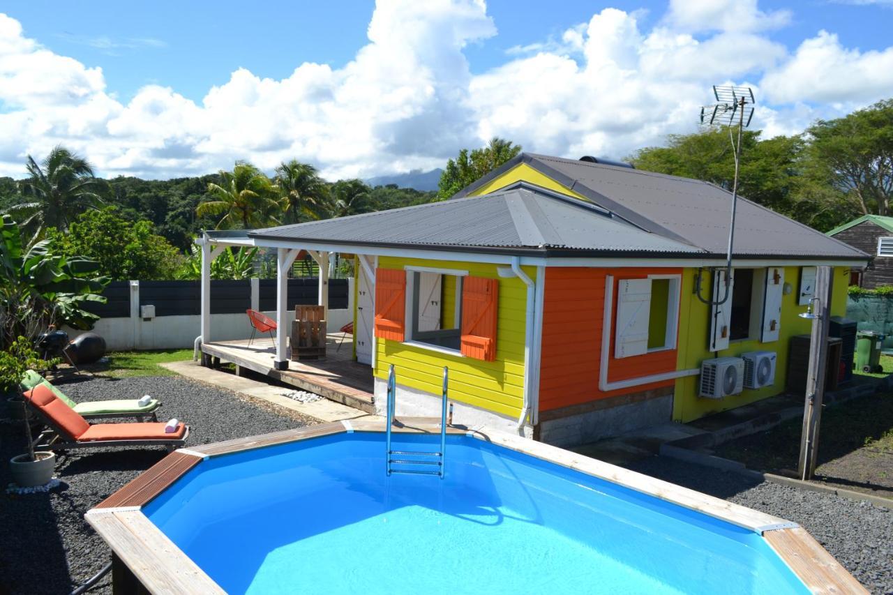 Mini-Villa Entre Montagne Et Mer Goyave 外观 照片