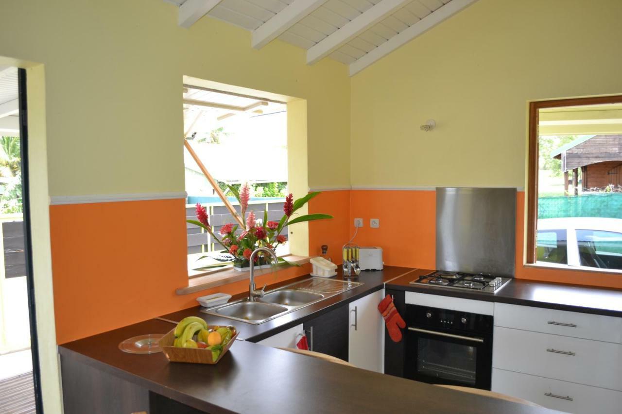 Mini-Villa Entre Montagne Et Mer Goyave 外观 照片